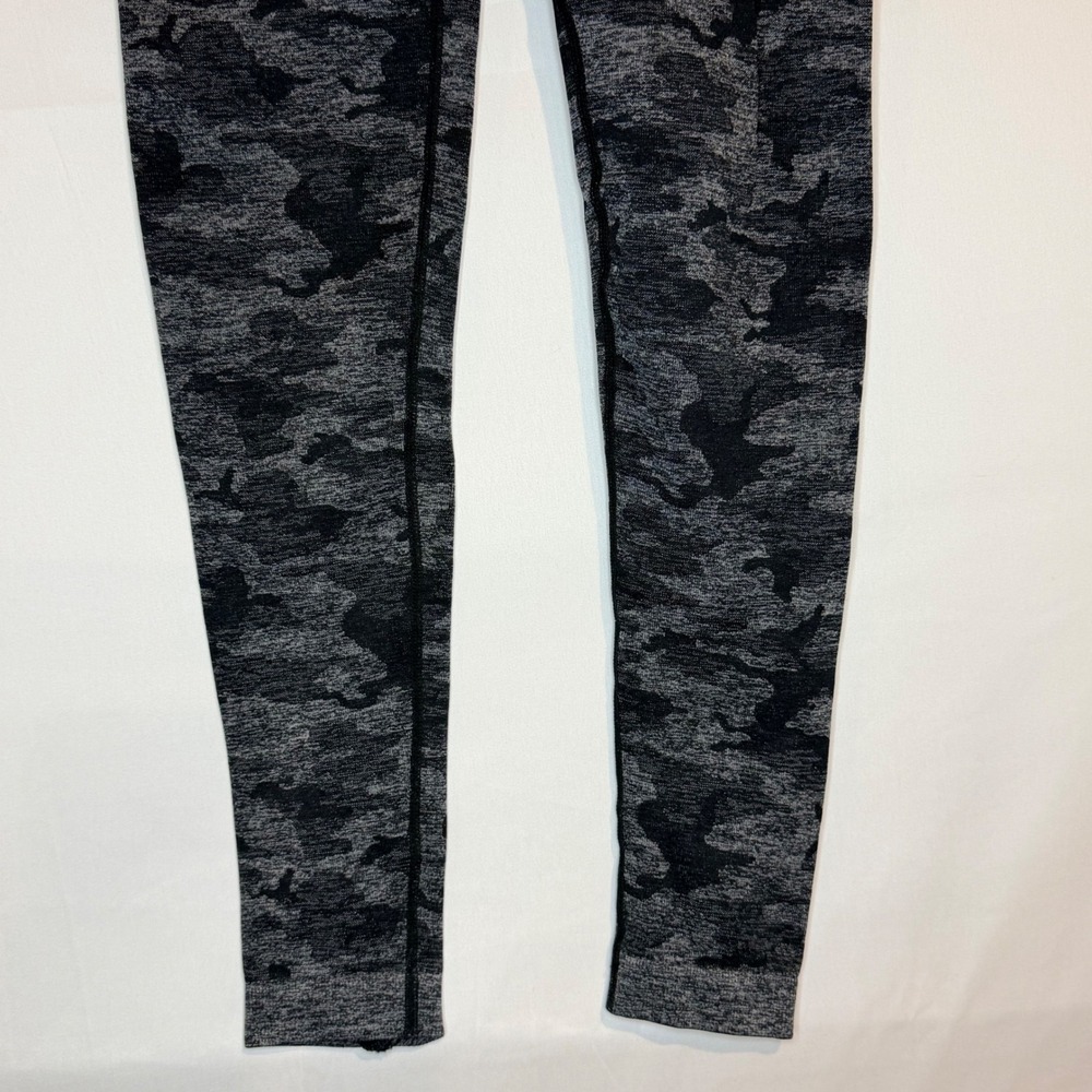 Gymshark Adapt Camo Seamless Leggings Black Grey High Waisted Ruched Back Small - Picture 2 of 8
